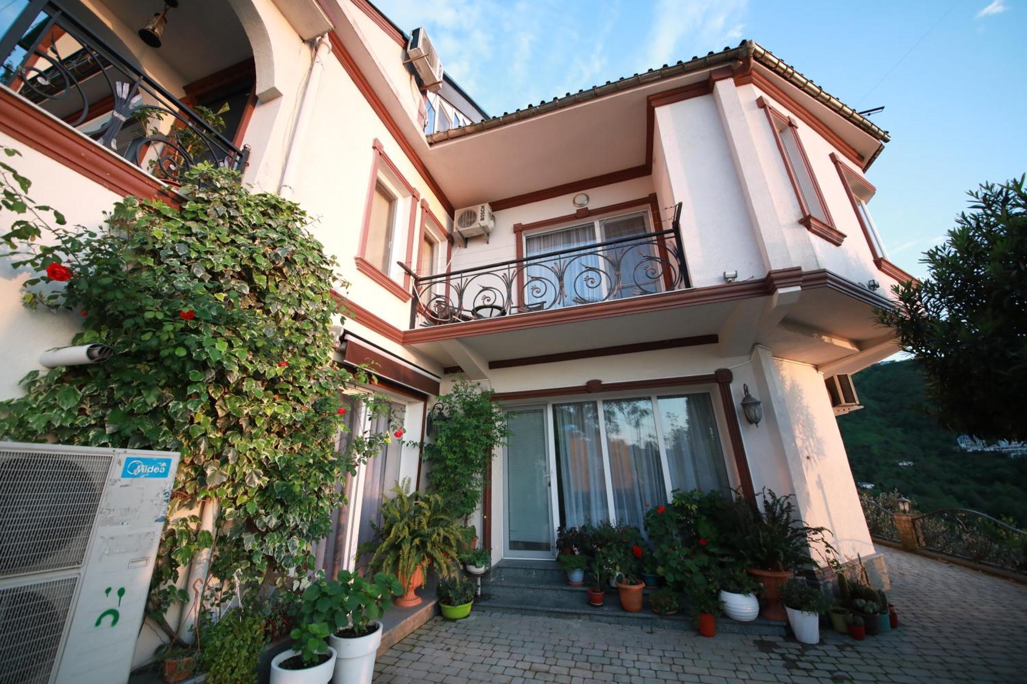 Mount Villa Kvariati Exterior photo