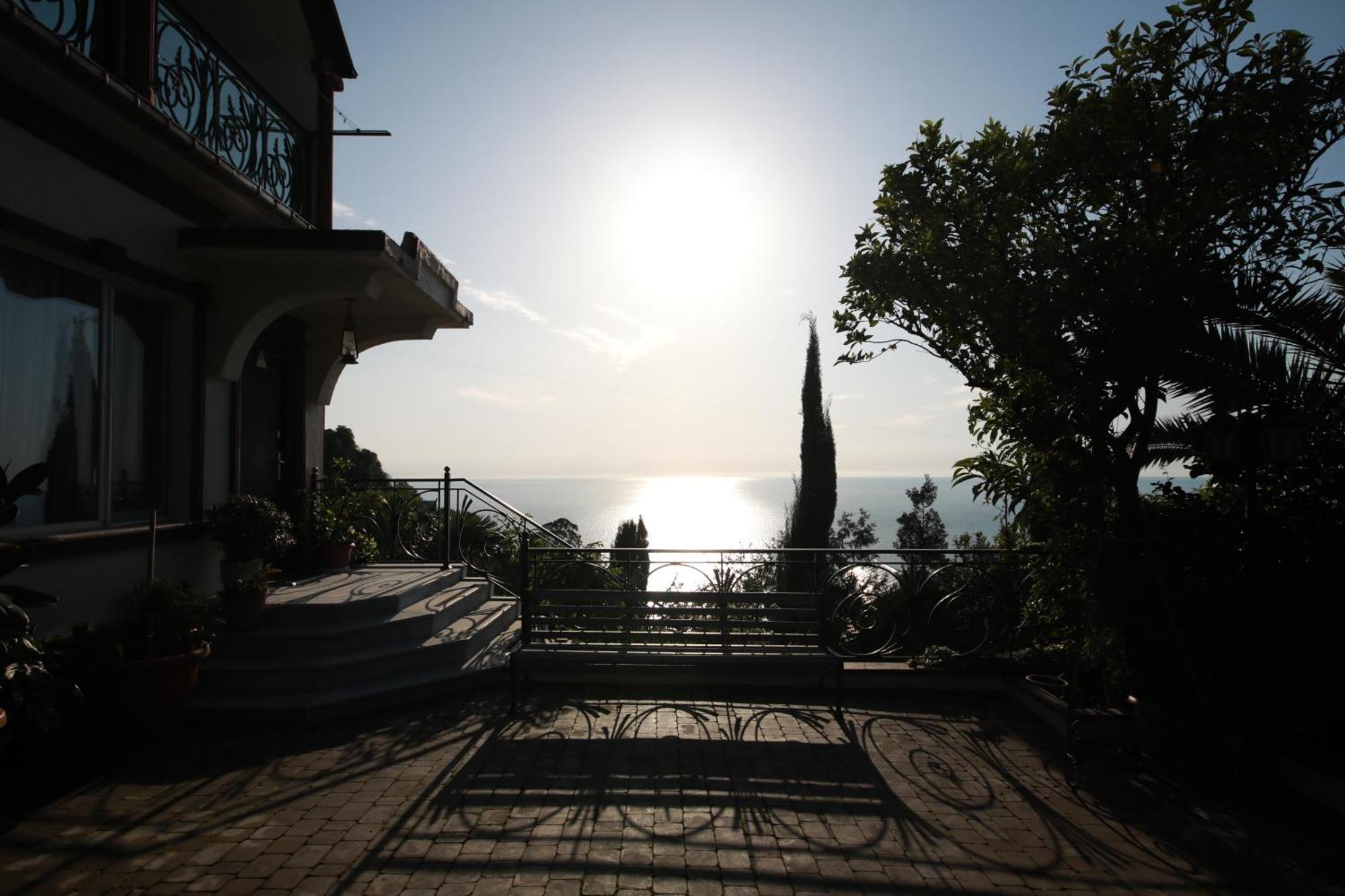 Mount Villa Kvariati Exterior photo