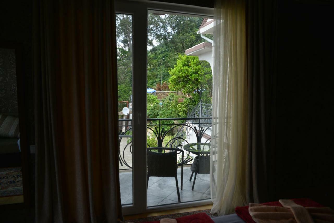 Mount Villa Kvariati Exterior photo